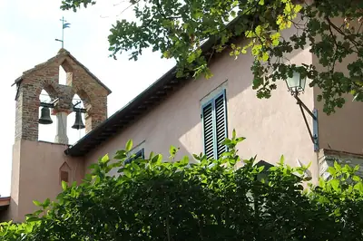 הכנסייה San Bartolomeo a Leonina ליד Asciano