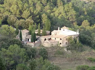 La Manyosa, חווה מבוצרת שנבנתה מחדש בסגנון ימי-ביניימי ב-Granera שבקטלוניה