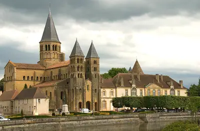 הבזיליקה של הלב הקדוש ב-Paray-le-Monial
