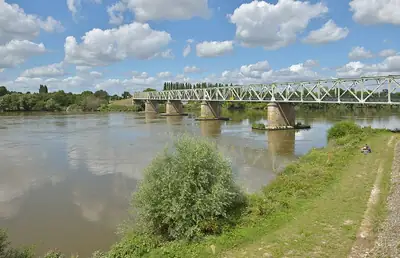 הגשר מעל הלואר ב-Thouaré-sur-Loire