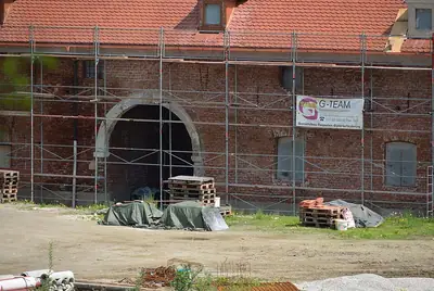 Schloss Thalheim ב-Kapelln שבאוסטריה התחתית, מתחם טירה רחב ידיים בקצה הכפר