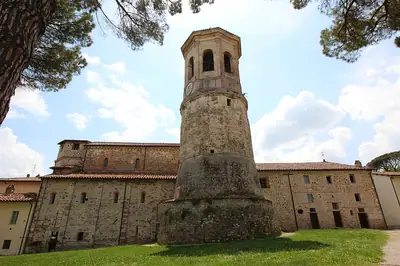 מנזר San Salvatore di Montecorona